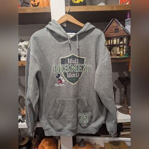 Walt Disney World Hoodie Size M Embroidered Mickey Mouse 71 Gray